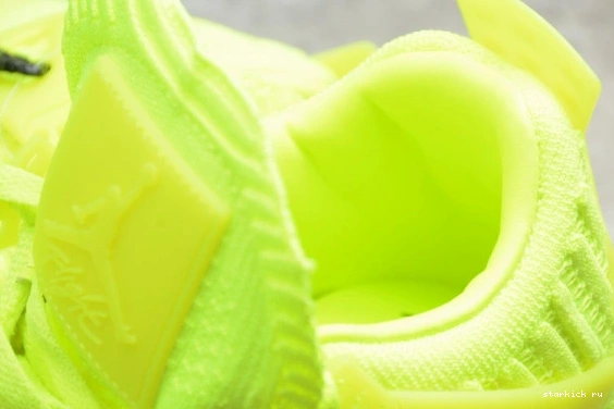 4 Retro Volt AQ3559-700 AQ3559-700 Flyknit Jordan 0103